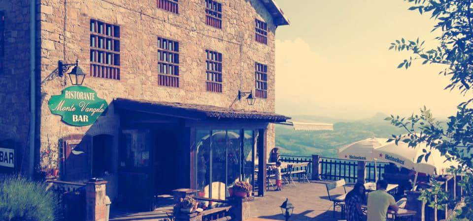 ingresso ristorante circolo della caccia